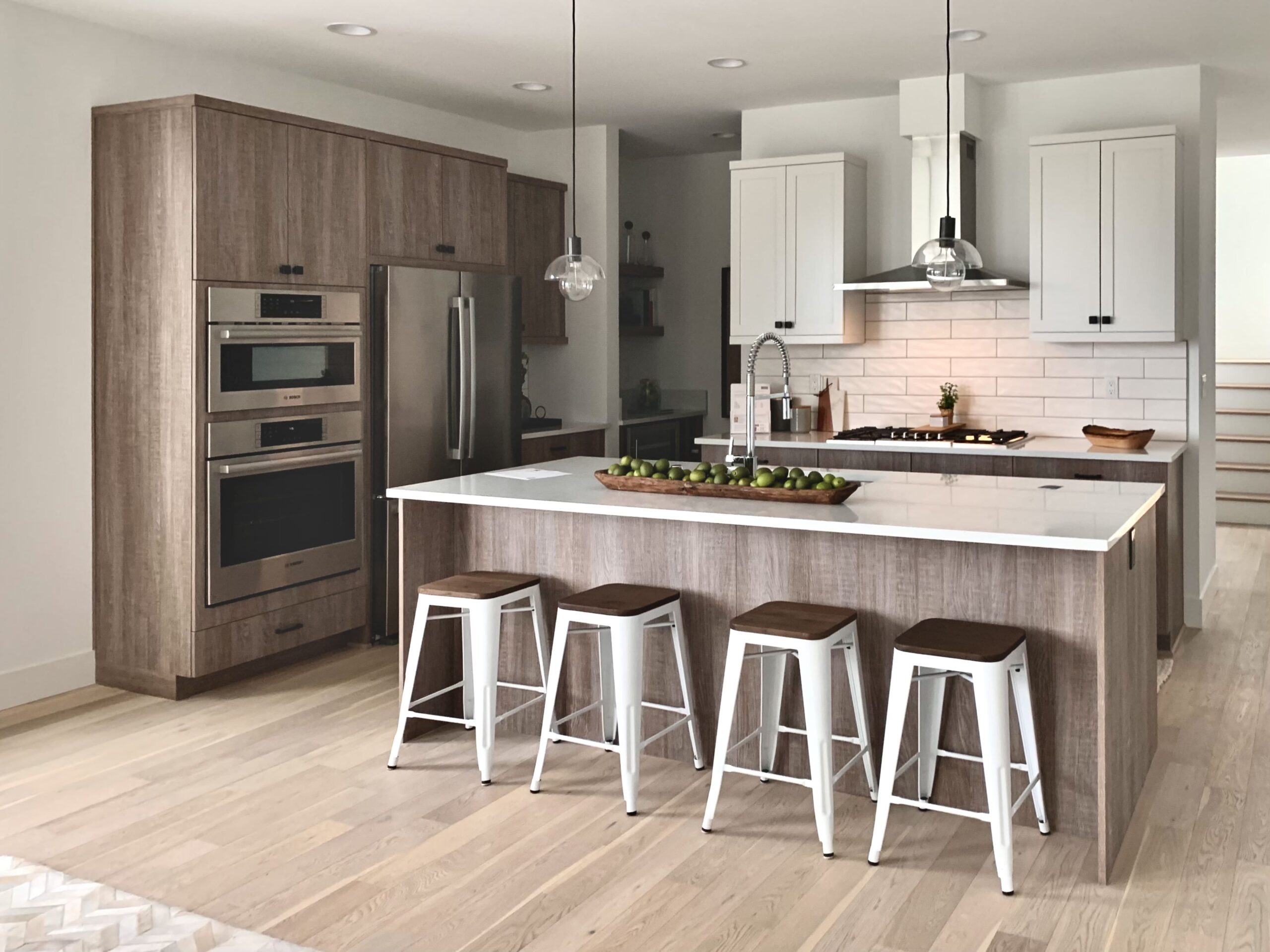 Kitchen remodel with cabinetry and backsplash tile by Artbrick