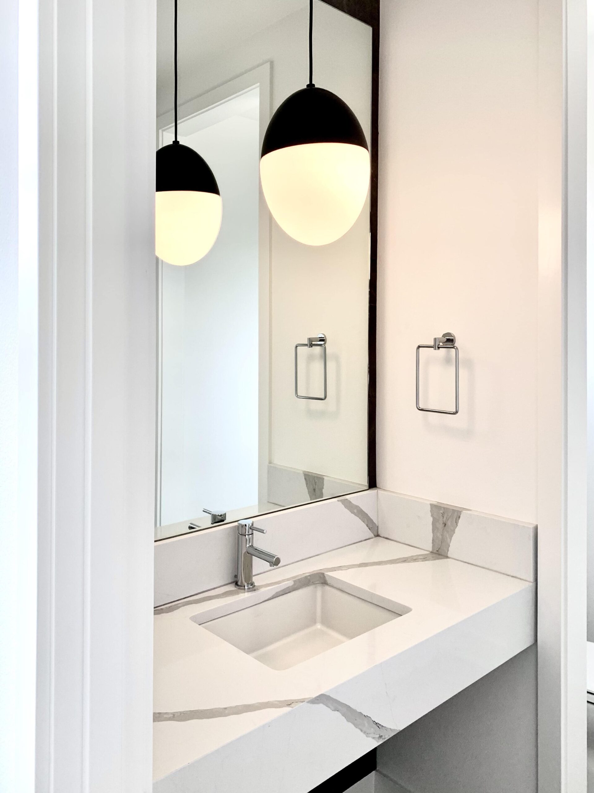 bathroom remodel in seattle finished look, slick and modern design