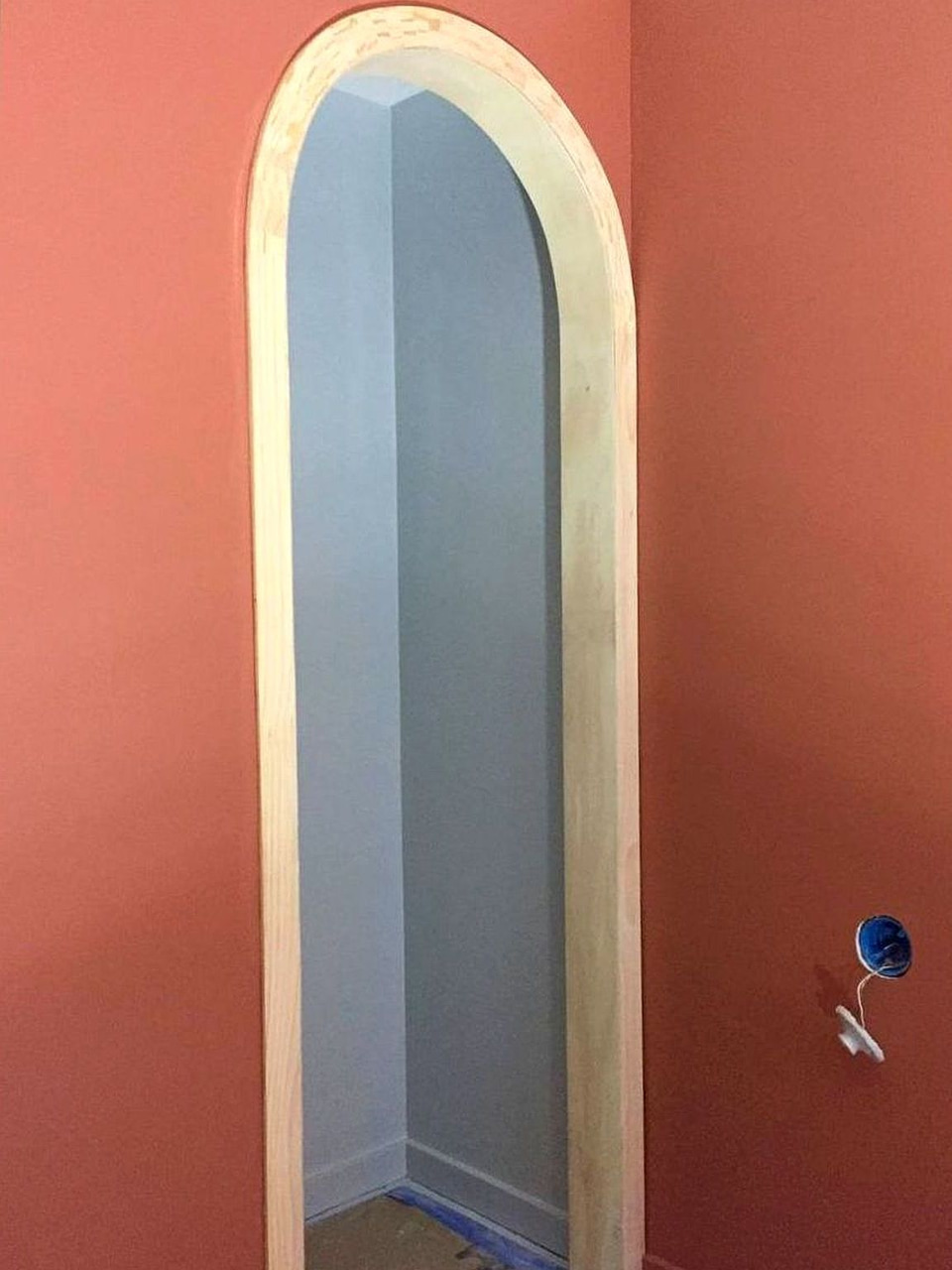 Custom arched doorway by Artbrick